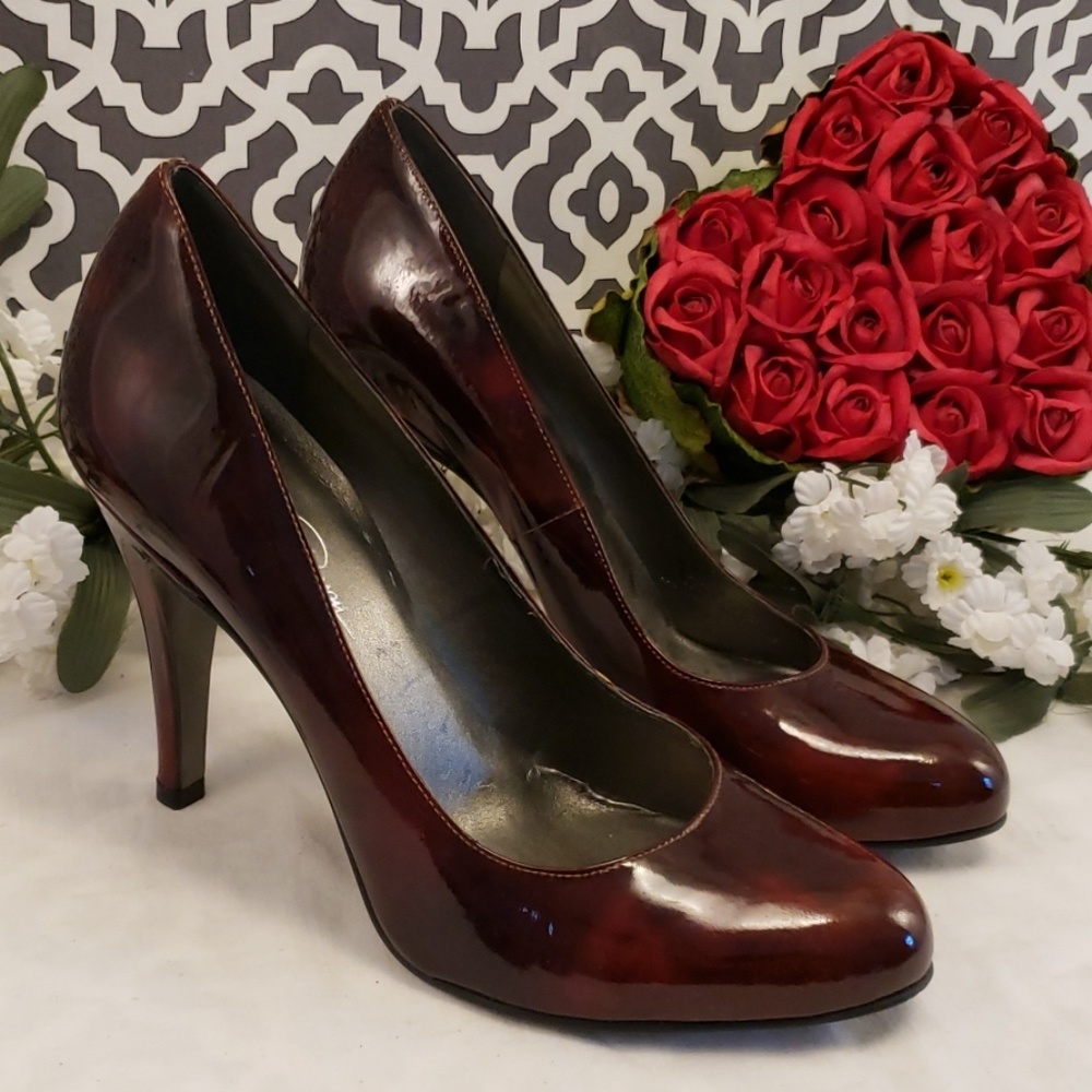 Jessica Simpson high heels